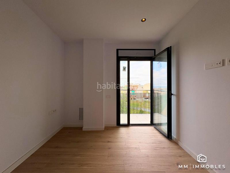 Foto 4bfea337-5de9-4f81-8a5b-3d638ccf7c0e. Pis a calle francesc ribas 56 a Font Verda Granollers