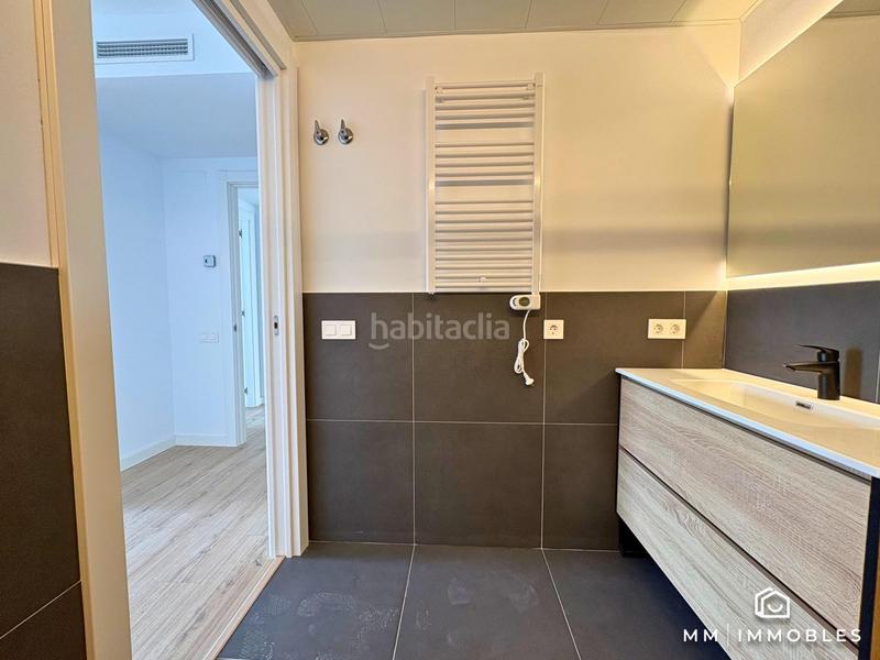 Foto c5951c38-db18-4646-94ee-59708ad4af47. Pis a calle francesc ribas 56 a Font Verda Granollers