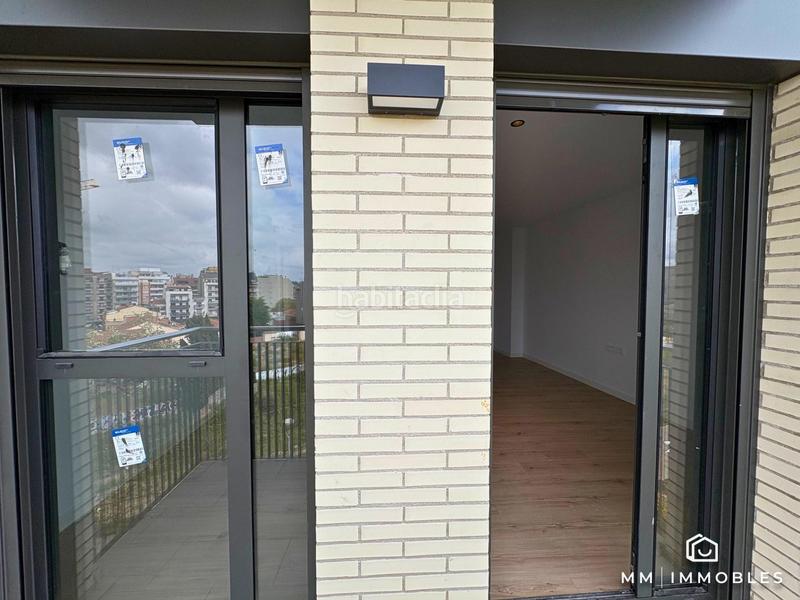 Foto d49c9f52-f2d7-4b4c-b0b9-d06eba01ce1e. Pis a calle francesc ribas 56 a Font Verda Granollers