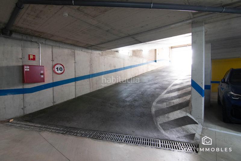 Foto 0a3376ca-93de-4254-a638-a3bb3d34bbf1. Alquiler parking coche en calle ripollès 63 places de parquing al nou Lledoner, en Granollers