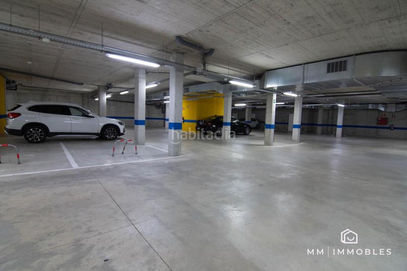 Foto b4416430-f021-4644-a459-f977d642d568. Miete autoparkplatz in calle ripollès 63 in Lledoner Granollers