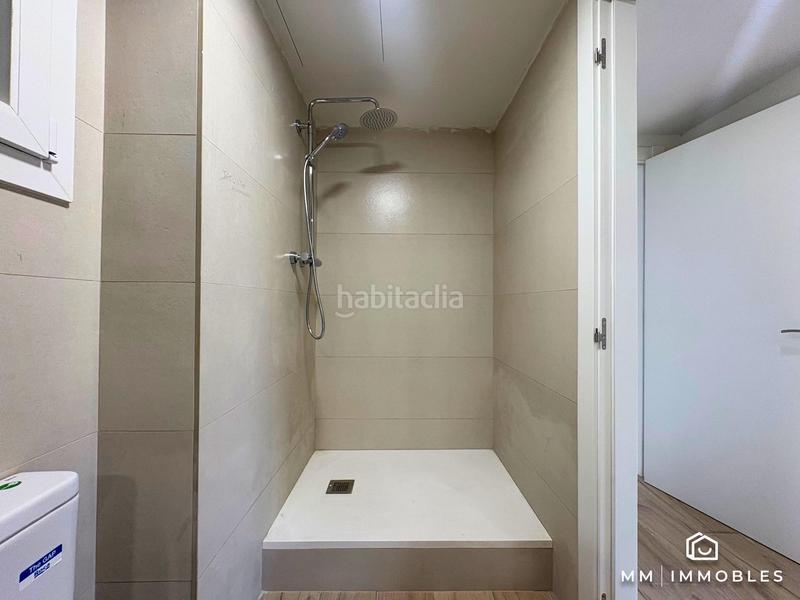 Foto ff45d2c4-8620-4821-9dbb-2c9c0fee9672. Flat with parking in Centre Granollers