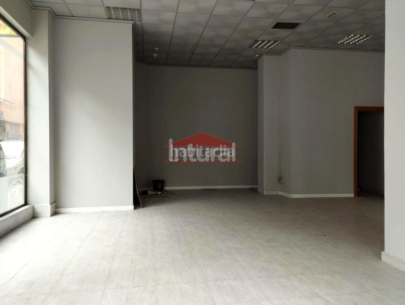 Foto 19e6669f-8deb-43bd-bfa2-5d7ee82093f8. Alquiler local comercial local en alquiler zona Industria en Albacete