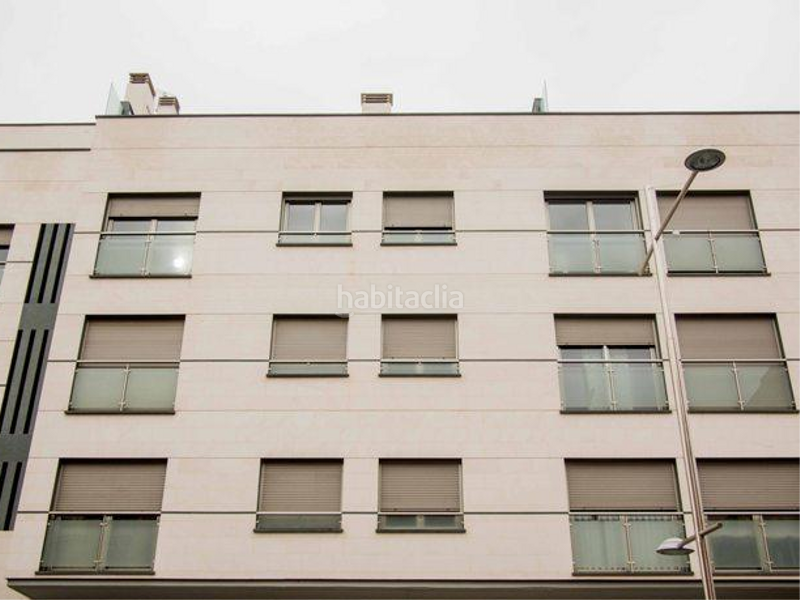 Foto a7a92156-fb56-4792-8707-2cc3437d6dcd. Parking coche plazas de parking . en Hellín