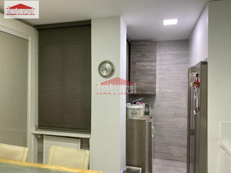 Foto 651f3201-6814-44c1-a7b6-e93bc9917a66. Pis amb calefacció aparcament a Centro Albacete