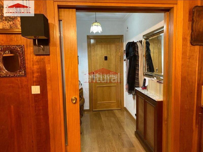 Foto 7d2b3ae2-b138-4e7b-8024-1e1ea998e8be. Pis amb calefacció aparcament a Centro Albacete