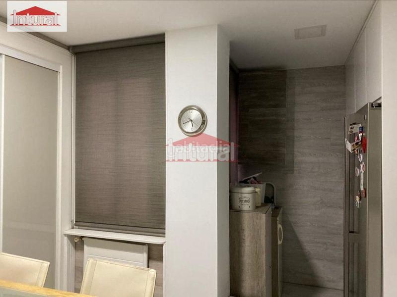 Foto e24ca9f3-1bd1-4689-b43f-dd31f9ada43d. Pis amb calefacció aparcament a Centro Albacete