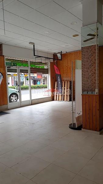 Foto ec1ebb22-294f-4d0f-a00f-ef4d10aefc20. Alquiler local comercial local en zona Fátima en alquiler y venta. en Albacete