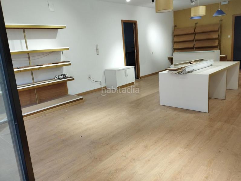 Foto 18d01717-cdf7-4648-850f-ad79efcd5a76. Alquiler local comercial local en alquiler zona Feriabaños en Albacete