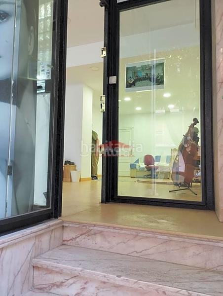 Foto 64f0368c-260c-44b2-925b-eaec5b70b56d. Rent business premise in Centro Albacete