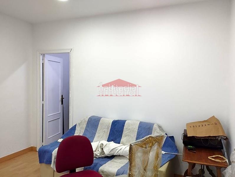 Foto 8b4b9b57-58c2-4f08-b2da-af9cf3abd669. Rent business premise in Centro Albacete