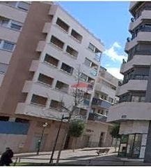Rent Flat in Alto de los Molinos. Apartamento en alquiler en zona corte inglés