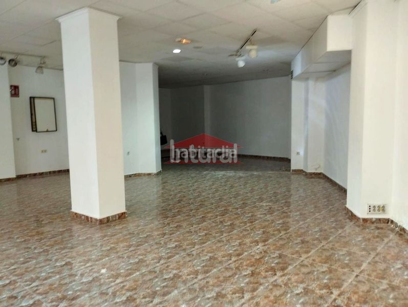 Foto c901a002-ceca-45ee-8cab-4ecb9138c906. Local comercial a Feria Albacete
