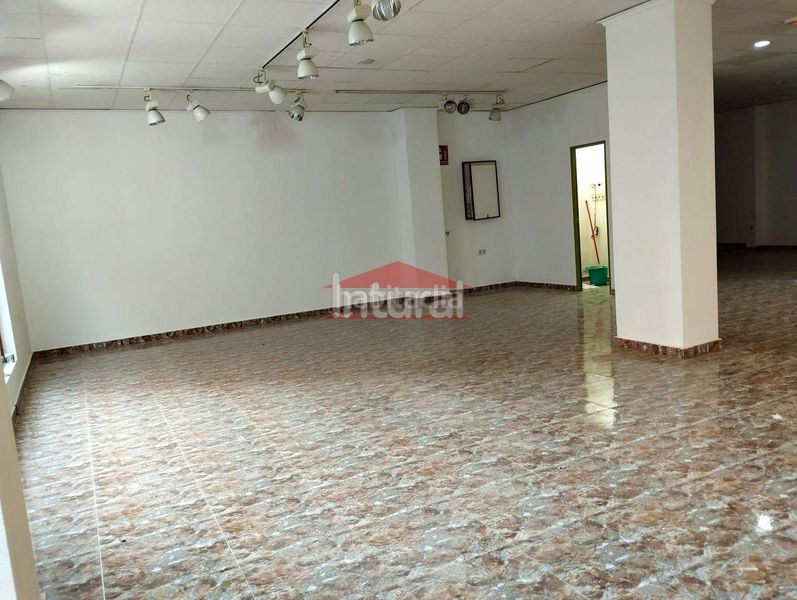 Foto fc3df3f7-0be5-4331-83ee-fe6fa14ecd40. Local comercial a Feria Albacete