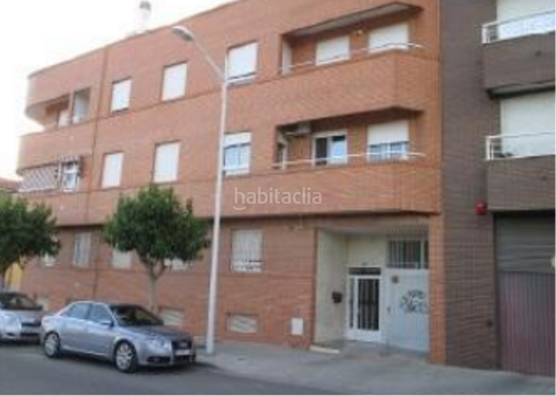 Foto f5763984-494f-408e-8fd8-4bed108edcde. Autoparkplatz in San Pedro Albacete