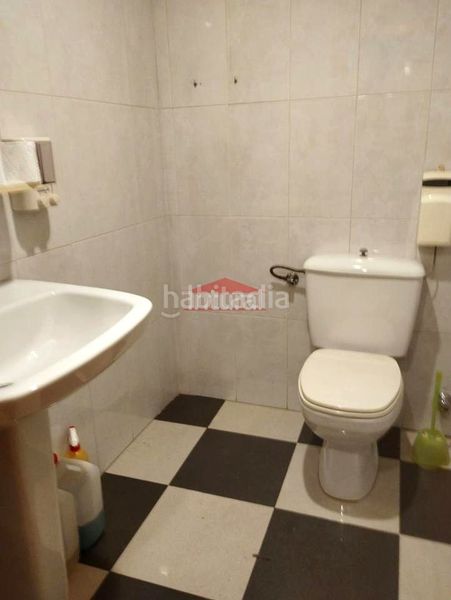 Foto 2cf2f70a-fb38-40e4-8fe0-3eeeaeb4b859. Local comercial a Feria Albacete