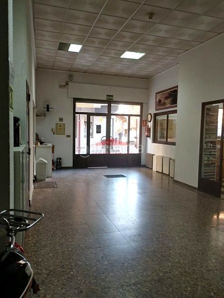Foto 5b49ca61-cc9b-4010-abc9-665698cc1a28. Local comercial a Feria Albacete
