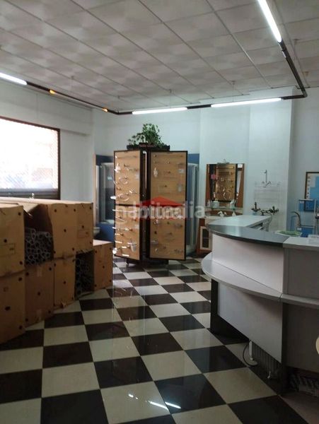 Foto c93f773a-ef99-4e13-8b45-e0ee937b23b7. Local comercial a Feria Albacete