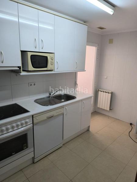 Foto 0f7fb1fb-86c1-4a7f-9abc-defaeba3a49c. Affitto appartamento con riscaldamento parcheggio in Albacete