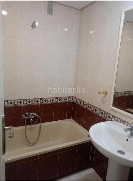 Foto 1cc742e0-03cf-4c2d-858f-ea37fcc559f9. Rent flat in Centro Albacete