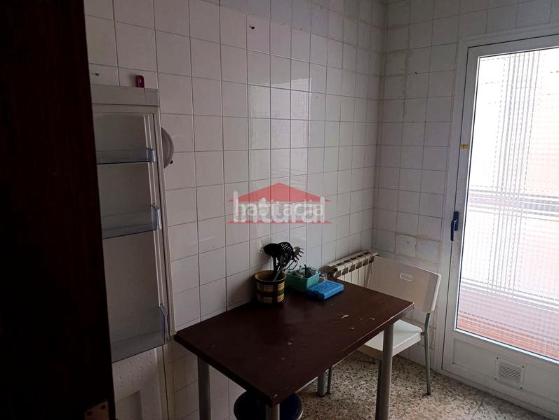 Foto 5f1b3ec3-0d47-48e2-940a-51ecc95e8fd7. Etagenwohnung mit heizung in Feria Albacete