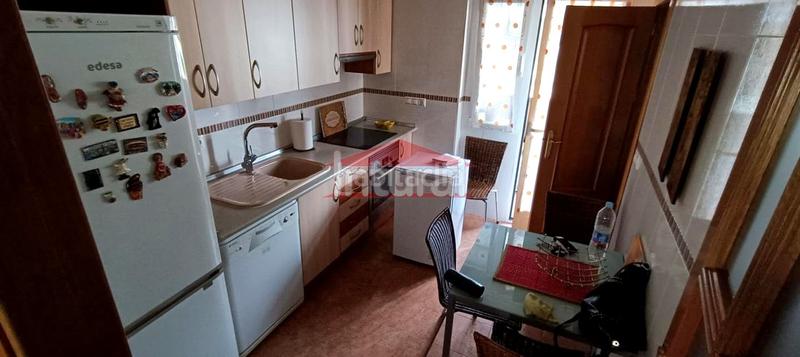 Foto d5eb456d-fe64-4435-85bc-da6d144fb0d6. Flat with heating in Estación Albacete