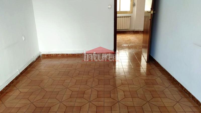 Foto d1bd6745-e813-44f8-978c-9f925eb0d533. Etagenwohnung mit heizung in Feria Albacete