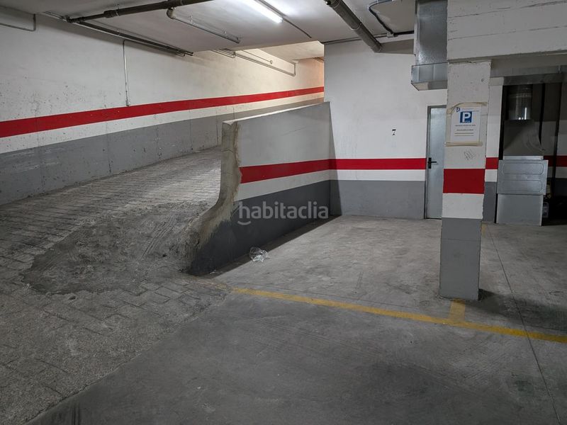 Foto a0aed077-eba5-496d-b2f5-ab94afce1b22. Aparcament cotxe a Estación Albacete