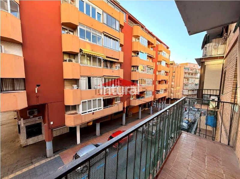 Foto 893d7258-7520-4dd3-b82a-fda520d79ad3. Pis a Centro Urbano Benidorm