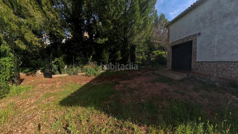 Foto 367b786d-f939-460e-ad7e-08585567c61e. Casa amb aparcament a Robledo