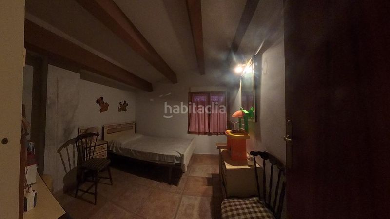 Foto 460e5b6d-194a-46be-9b7a-640023dc103e. Casa amb aparcament a Robledo