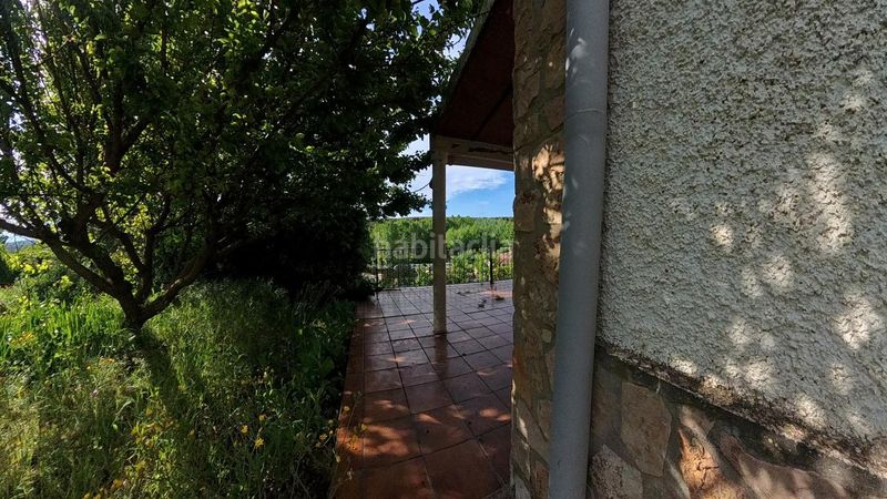 Foto 9d178e88-0863-4ab3-b7fb-e17794cbc39a. Casa amb aparcament a Robledo