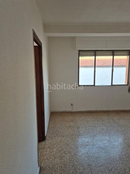 Foto 7892bb9e-f453-467a-829e-9aede64e8785. Pis a Almansa