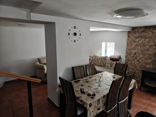 House en Corral - Rubio. Casa en venta en la higuera
