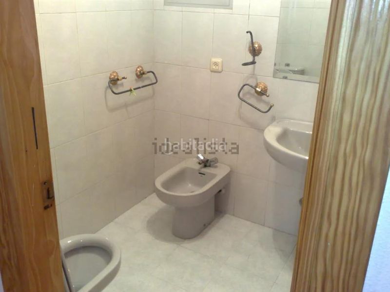 Foto a898ecb3-be7f-4c07-bd6f-008864458e1e. Pis amb calefacció aparcament a Hospital Albacete