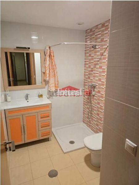 Foto 5d6d680d-ef7f-47e2-b48d-6d3a96d24fc2. Appartamento con riscaldamento parcheggio in La Milagrosa Albacete
