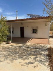 Masia a Montalvos. Parcela rústica en montalvos