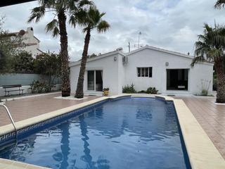 House  Rovello. Precioso chalet con piscina privada