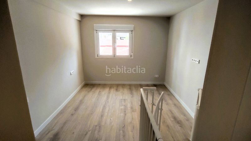 Foto 0f8f653e-33d6-4b1a-9002-64e53930d08b. Dúplex amb calefacció a Pueblo Nuevo Madrid