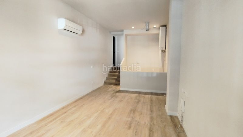 Foto 47fa9f0f-6a7a-48f1-976b-f449f520c2a8. Dúplex amb calefacció a Pueblo Nuevo Madrid