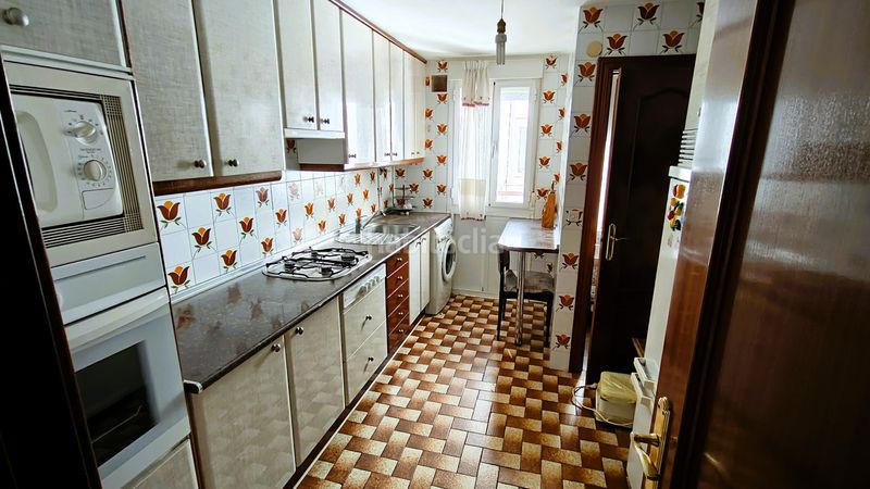 Foto 55b409e8-4fa9-4e7f-ad5a-12f3f5a13671. Flat with heating in Berruguete Madrid