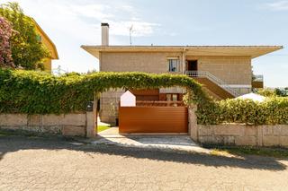 Casa  Gulpilleira (a)-porriño. Casa de piedra en o porriño