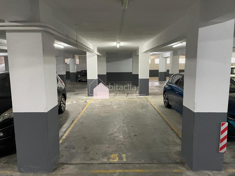 Foto 822e71cb-09ee-4bd1-8fa8-29bb5ee40268. Parking voiture dans Coia Vigo