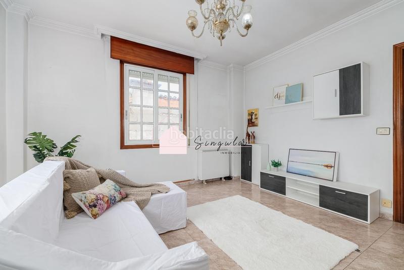 Foto 27d2094b-4265-4659-98dd-ea4c43be5837. Casa con riscaldamento in Comesaña - Matamá Vigo