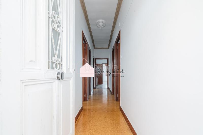 Foto 8deb8db0-96e3-43f8-846b-563653096eed. Casa con riscaldamento in Comesaña - Matamá Vigo