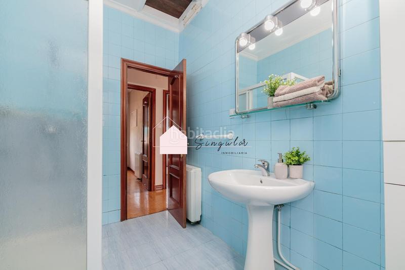 Foto d312bd09-b44e-4b90-8a0e-1ce9c4285be2. Casa con riscaldamento in Comesaña - Matamá Vigo