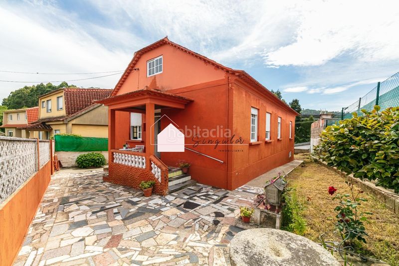 Foto ebbcf448-5ea3-4694-bf3e-54611b19e718. Casa a carretera casas-comesaña 63 a Comesaña - Matamá Vigo
