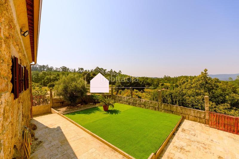 Foto 38b9a6f2-f004-4cb1-b1cc-40436ccd4794. Chalet en lugar mosteiro 16 casa de estilo rústico para vivir y ser vivida!! en Salceda de Caselas