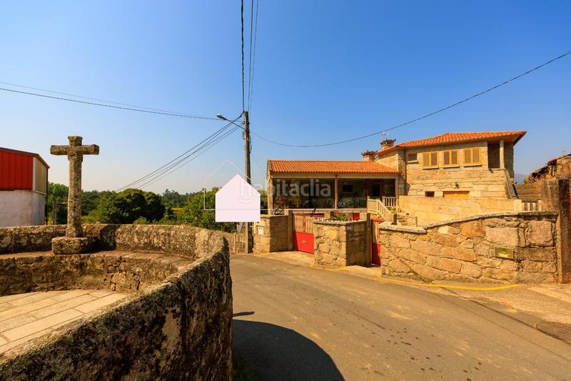Foto d8208023-11e1-40b9-9938-5fefe4e57564. Chalet en lugar mosteiro 16 casa de estilo rústico para vivir y ser vivida!! en Salceda de Caselas