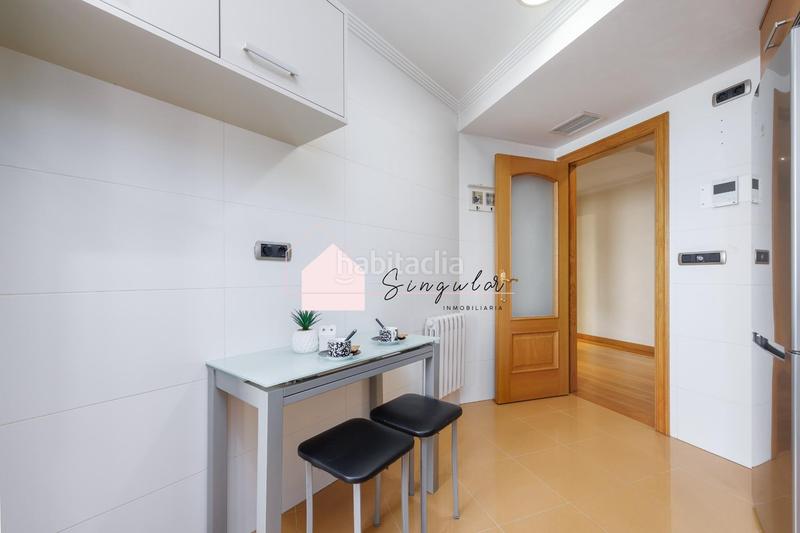 Foto d49940ad-08b9-4b81-9d61-df6eb88e89e0. Piso en pintor ramon buch 3 tu futuro hogar!! en As Travesas - Balaidos Vigo